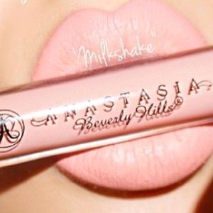 **SOLD**Anastasia Beverly Hills liquid lipstick